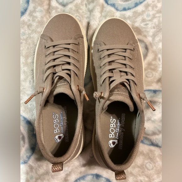 Skechers Ladies  Brown Canvas Sneakers Size 8 - Picture 5 of 10